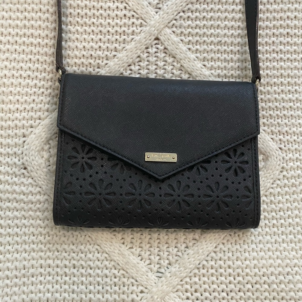KATE SPADE ENVELOPE CROSSBODY